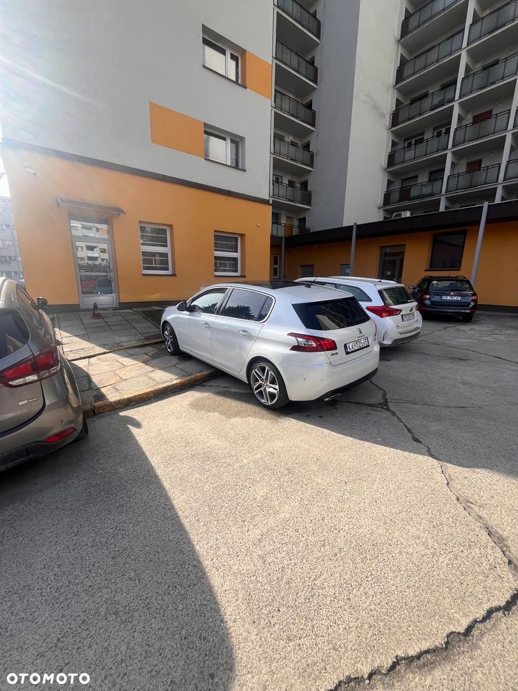 Peugeot 308 1.6 THP Allure - 26