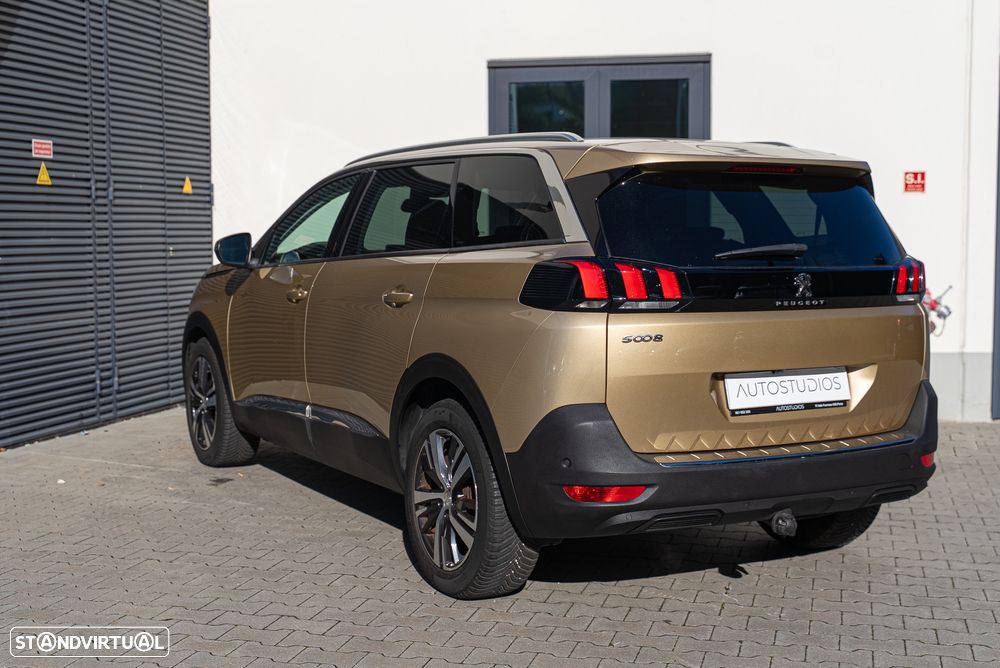 Peugeot 5008 1.2 PureTech Allure EAT8 - 10