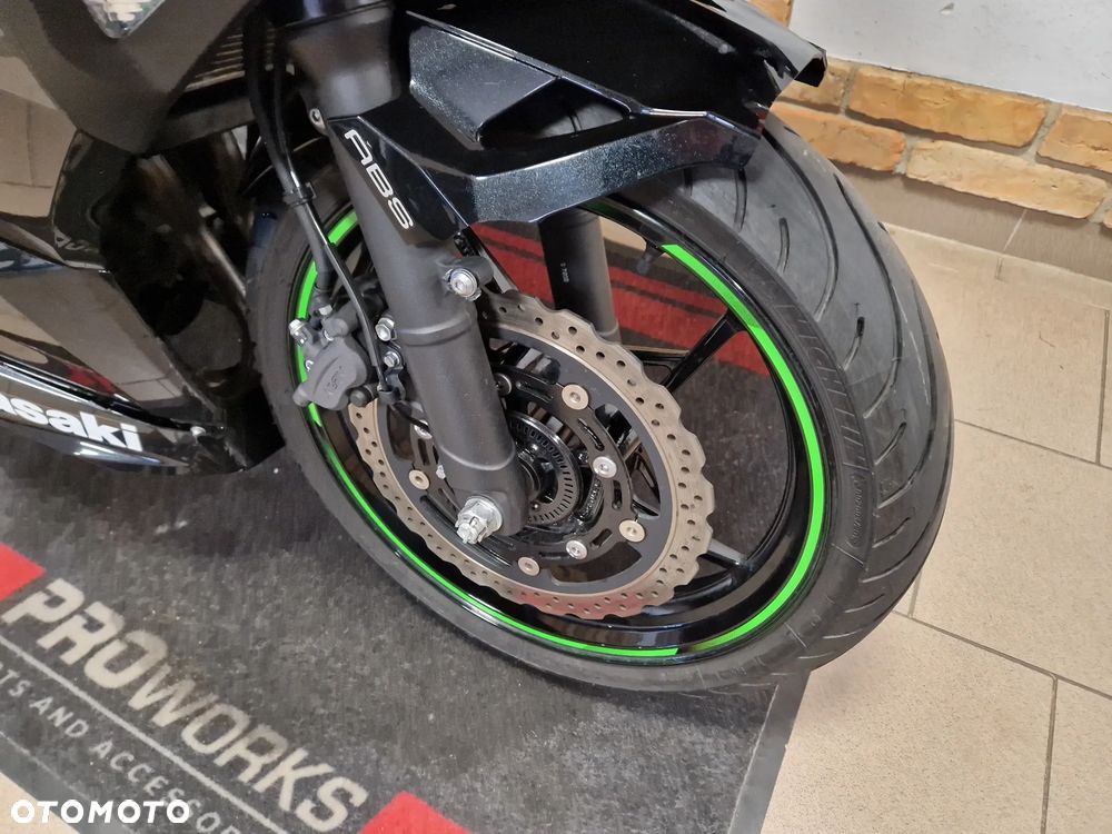 Kawasaki Ninja 400 - 34