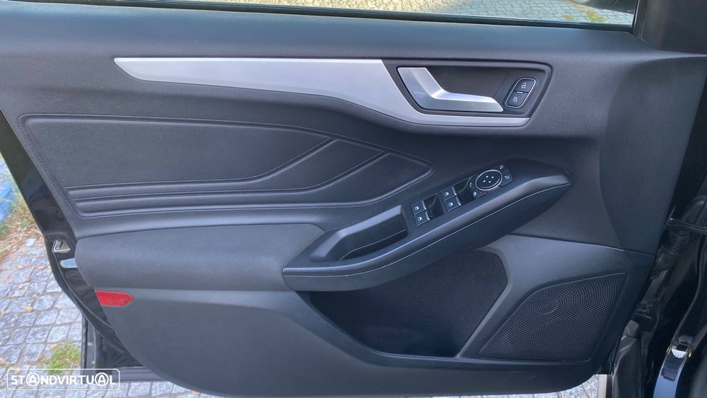 Ford Focus SW 1.5 TDCi EcoBlue Titanium - 20