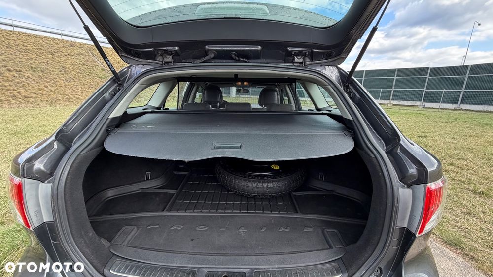 Toyota Avensis 2.0 Executive - 14