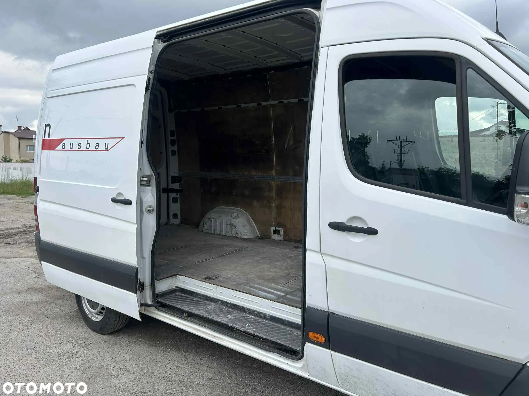 Mercedes-Benz Sprinter 216 - 10