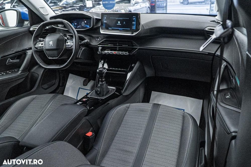 Peugeot 2008 PureTech 130 Allure Pack - 3