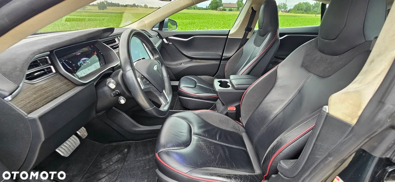 Tesla Model S 85 - 12
