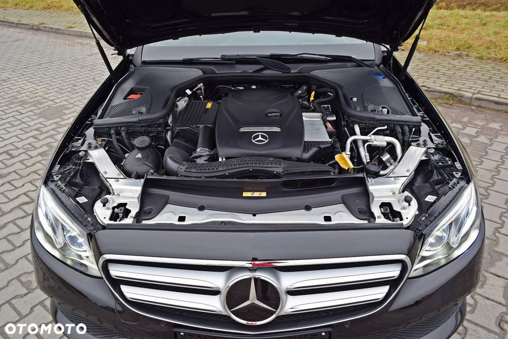 Mercedes-Benz Klasa E 200 9G-TRONIC Avantgarde - 34