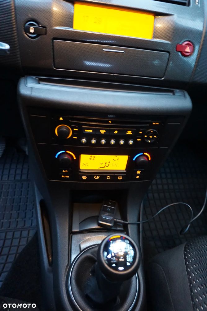 Citroën C4 VTi 120 VTR Plus - 21