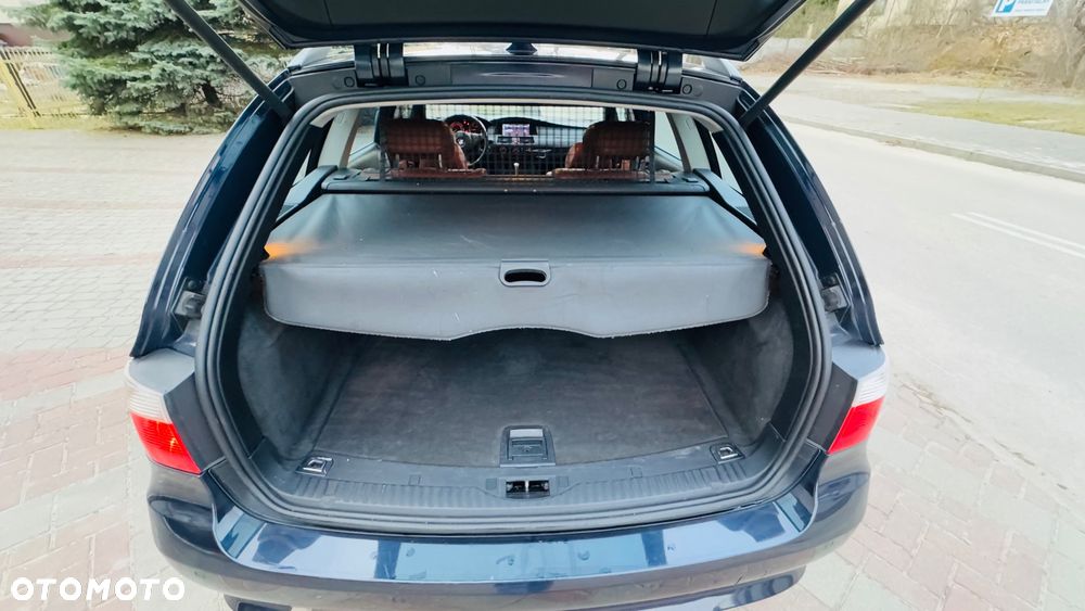 BMW Seria 5 520d Edition Fleet Sport - 33