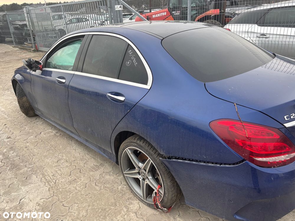Mercedes-Benz Klasa C 250 d 4Matic 9G-TRONIC AMG Line