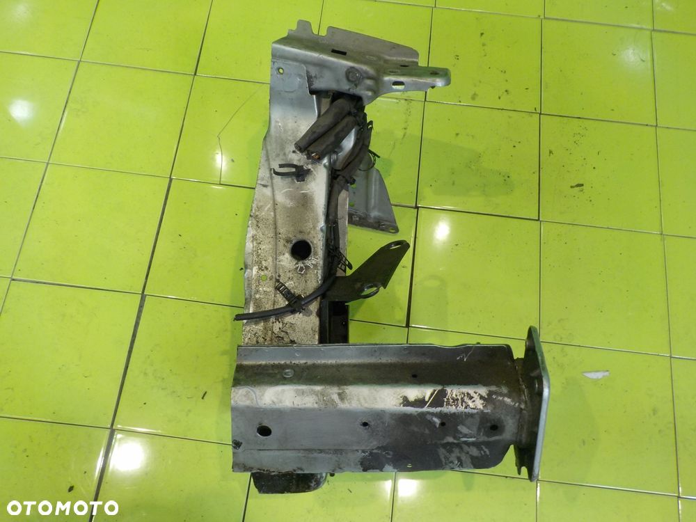 AUDI A4 B7 2.0 TFSI 07r 4D podluznica prawa przod - 5