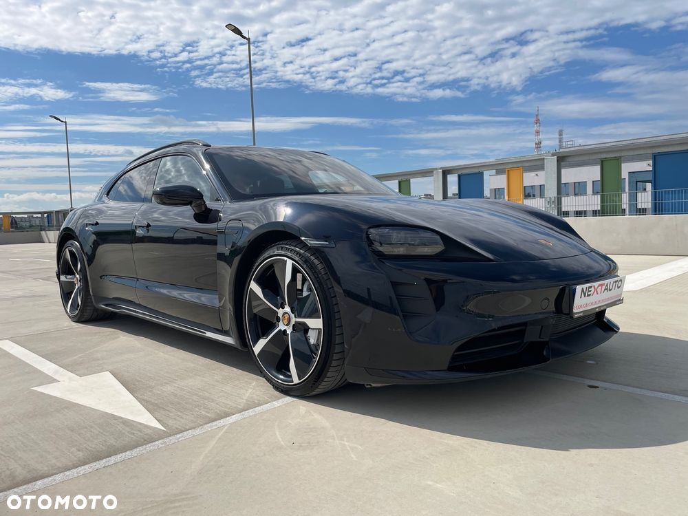 Porsche Taycan Turbo - 5