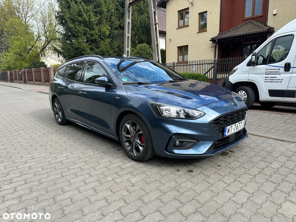 Ford Focus 1.0 EcoBoost Hybrid ST-LINE DESIGN - 3