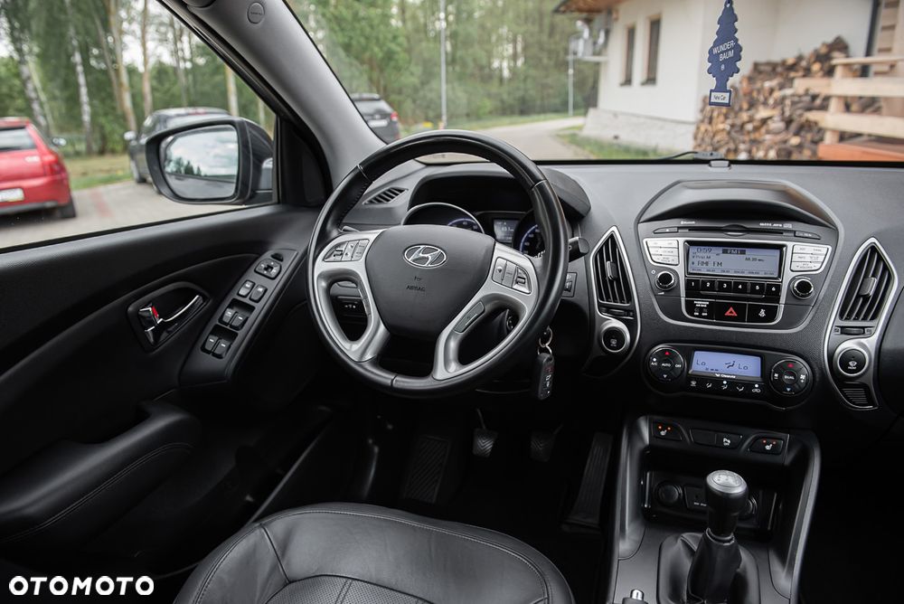 Hyundai ix35 2.0 Premium 2WD - 25