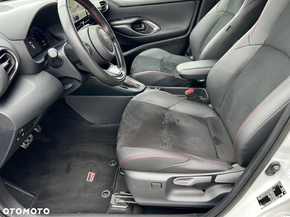 Toyota Yaris 130 1.5 VVT-i GR SPORT - 16