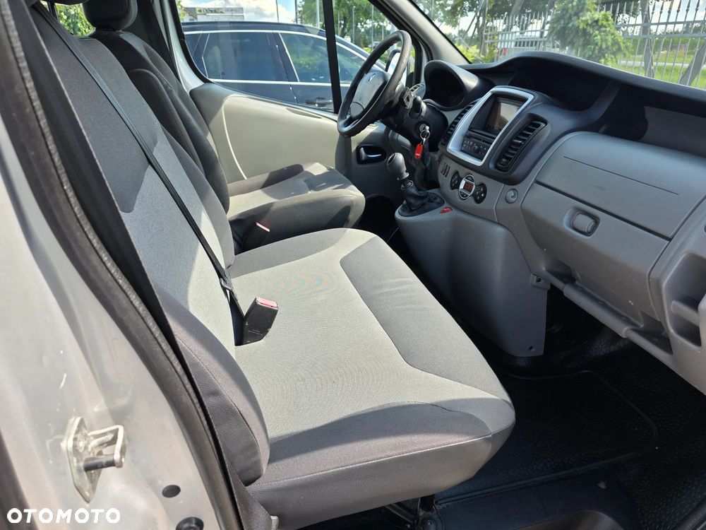 Renault Trafic Passenger Pack Clim - 11