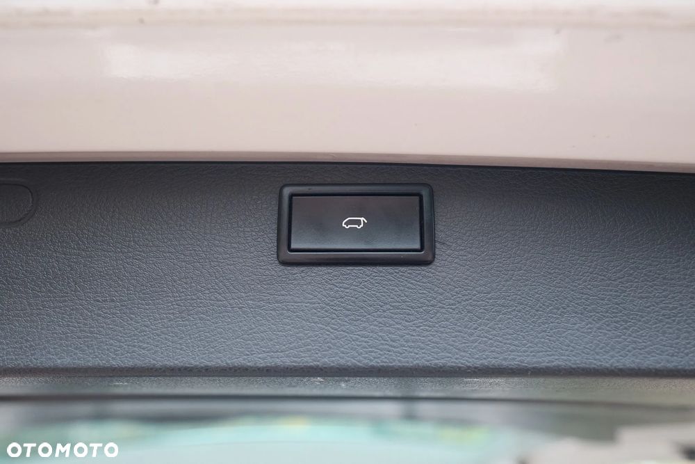 Volkswagen Multivan 2.0 BiTDI L1 Highline 4Motion DSG - 13