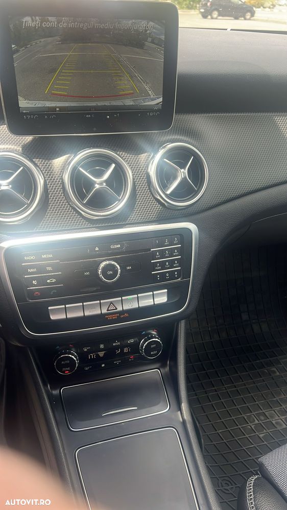 Mercedes-Benz GLA - 5