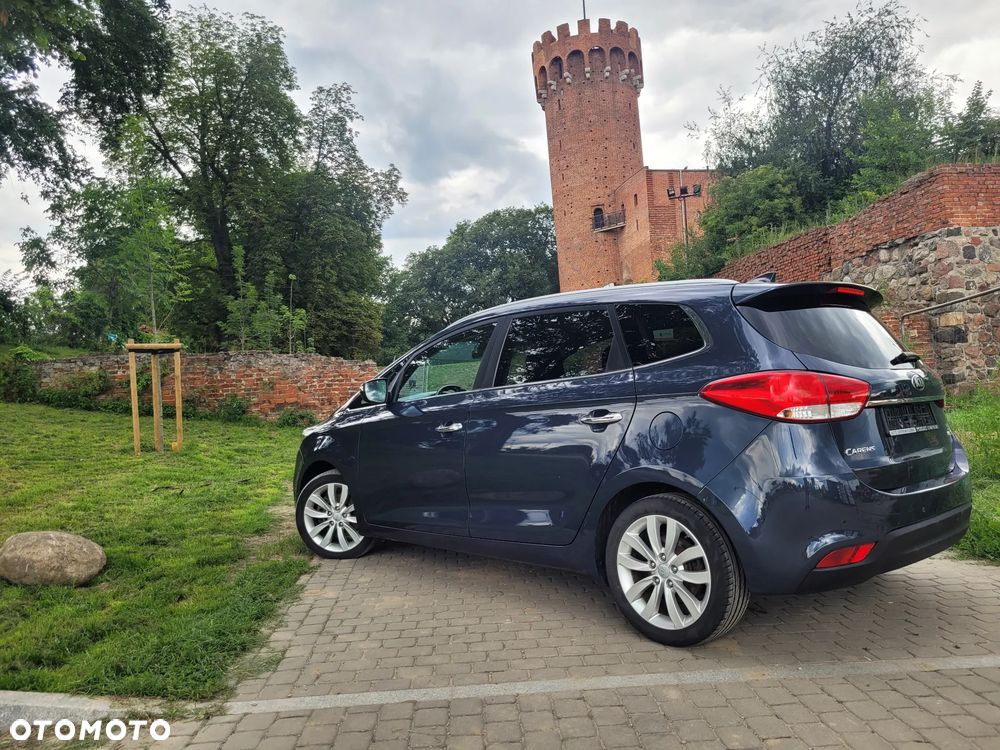 Kia Carens 1.7 CRDi 141 Dream Team Edition - 6
