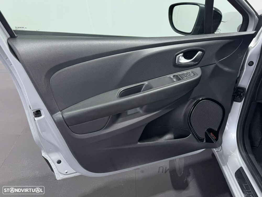 Renault Clio 1.5 dCi Limited - 18