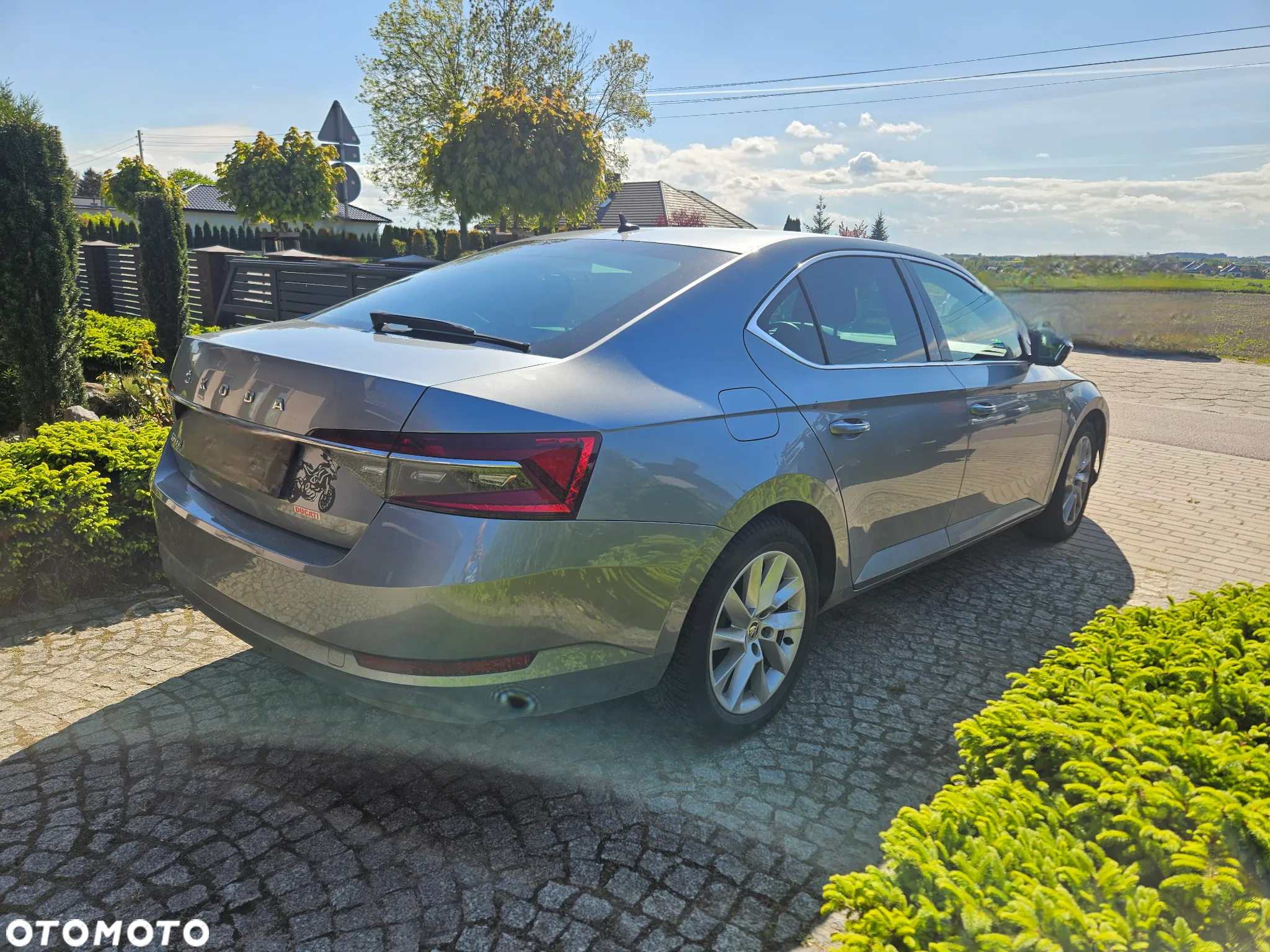 Skoda Superb 2.0 TSI Ambition DSG - 5