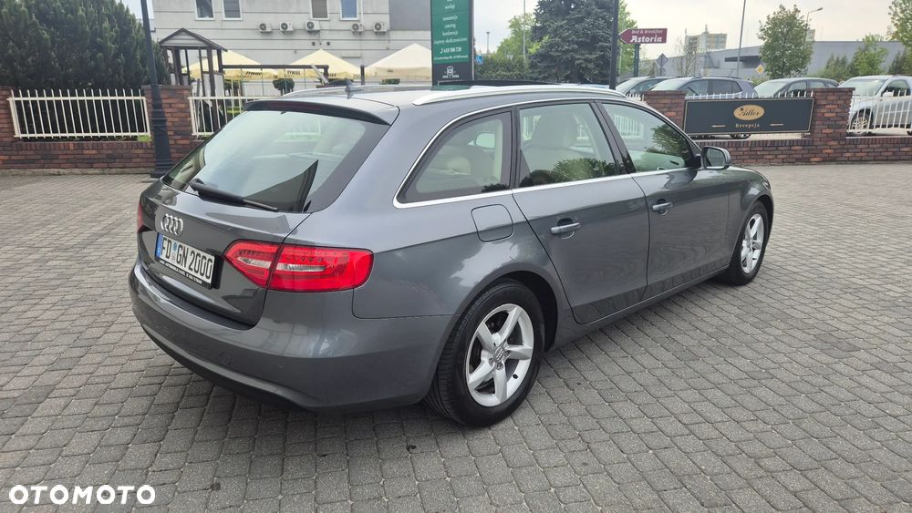 Audi A4 Avant 2.0 TDI DPF clean diesel multitronic Ambiente - 6