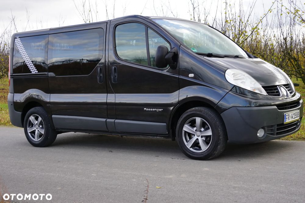 Renault Trafic 2.0 dCi 115 Grand Passenger Expression - 4