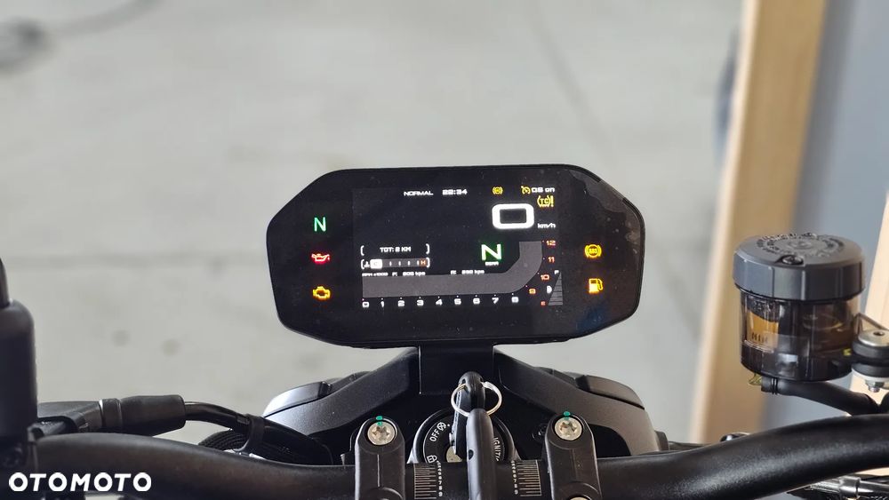QJMOTOR SRK 800 - 27