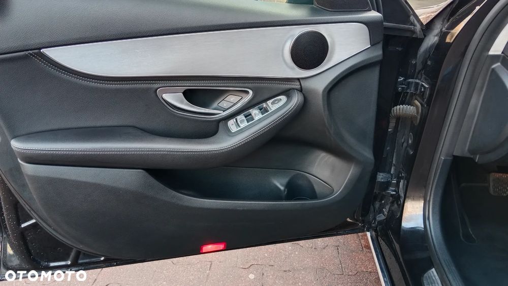 Mercedes-Benz Klasa C - 16