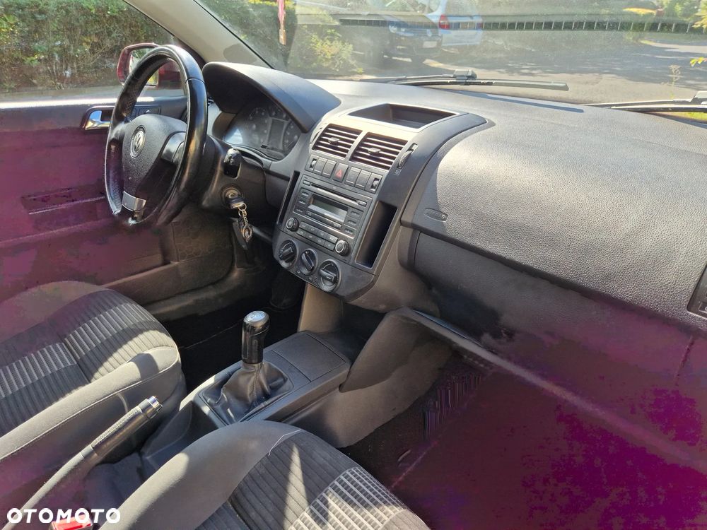 Volkswagen Polo 1.4 16V Comfortline - 8