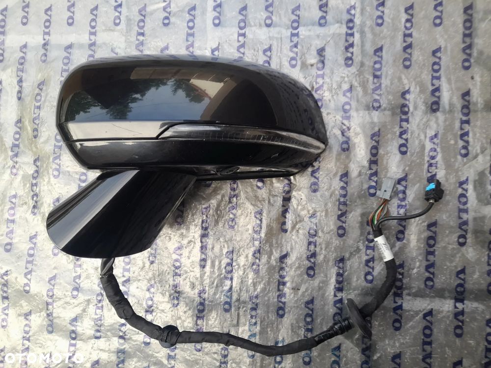 LUSTERKO LEWE 14PIN+ KAMERA ASYSTENT VOLVO S60 III 18R CZARNE 019 USA - 1
