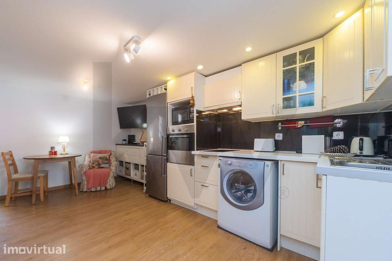 Acolhedor Apartamento T1+1 | Com Ar Condicionado | Graça - Grande imagem: 5/22