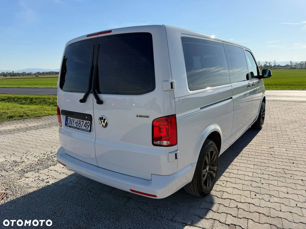 Volkswagen Caravelle 2.0 TDI L2 Comfortline 4Motion DSG - 6