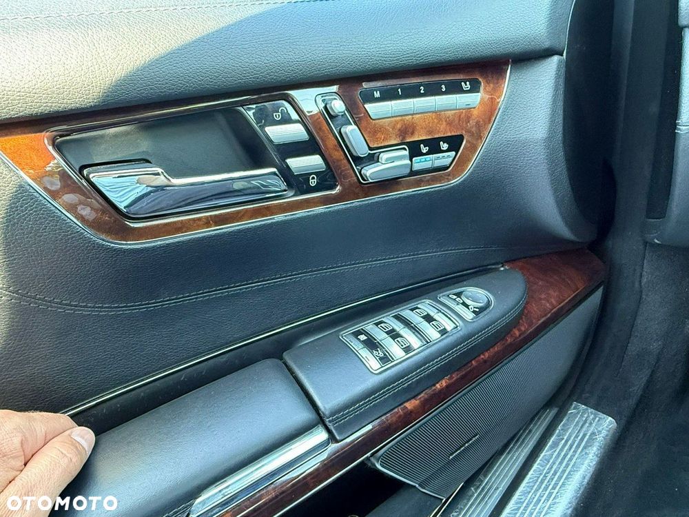 Mercedes-Benz CL 500 7G-TRONIC - 38