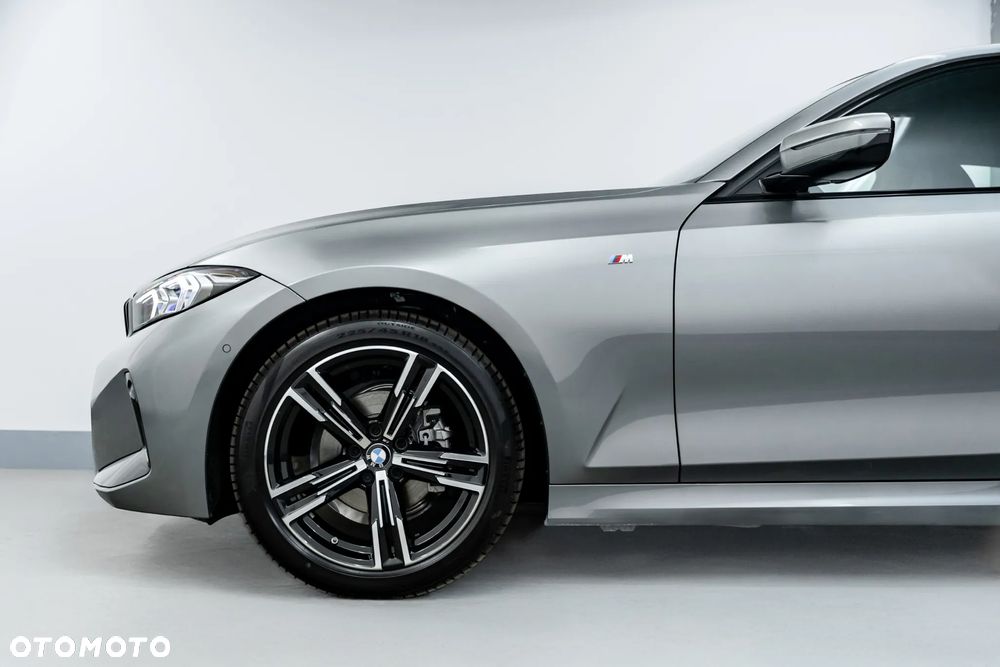 BMW Seria 3 318i M Sport - 5