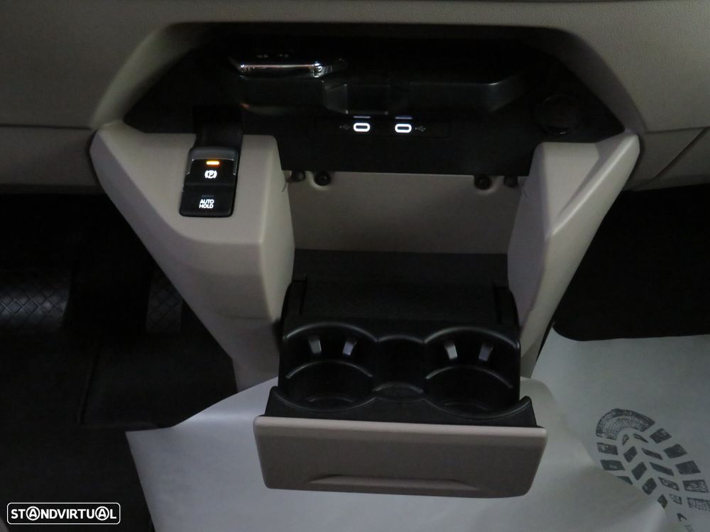 VW Multivan 1.5 TSI e-Hybrid Life Longa DSG - 47