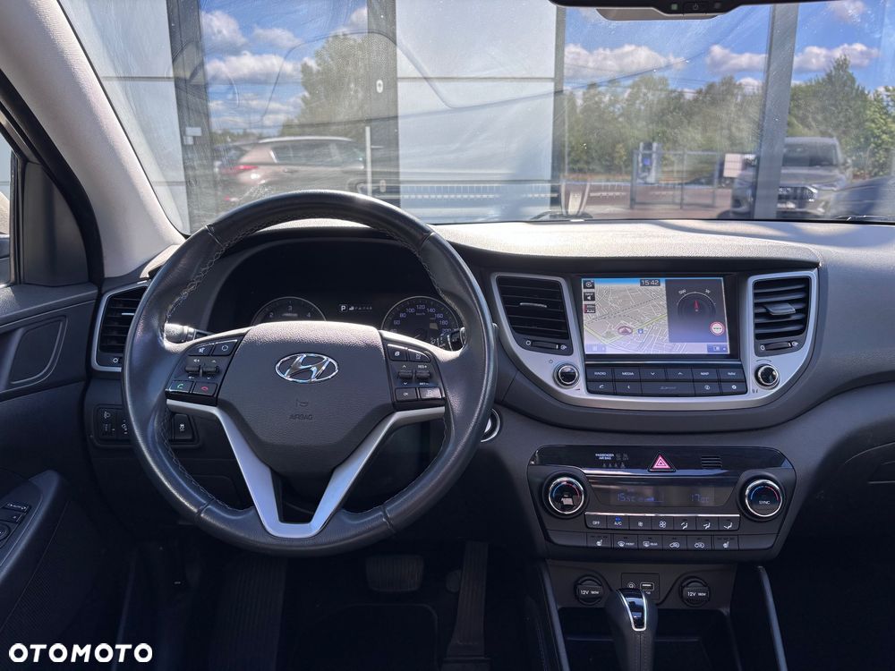 Hyundai Tucson blue 1.7 CRDi 2WD DCT Premium - 20