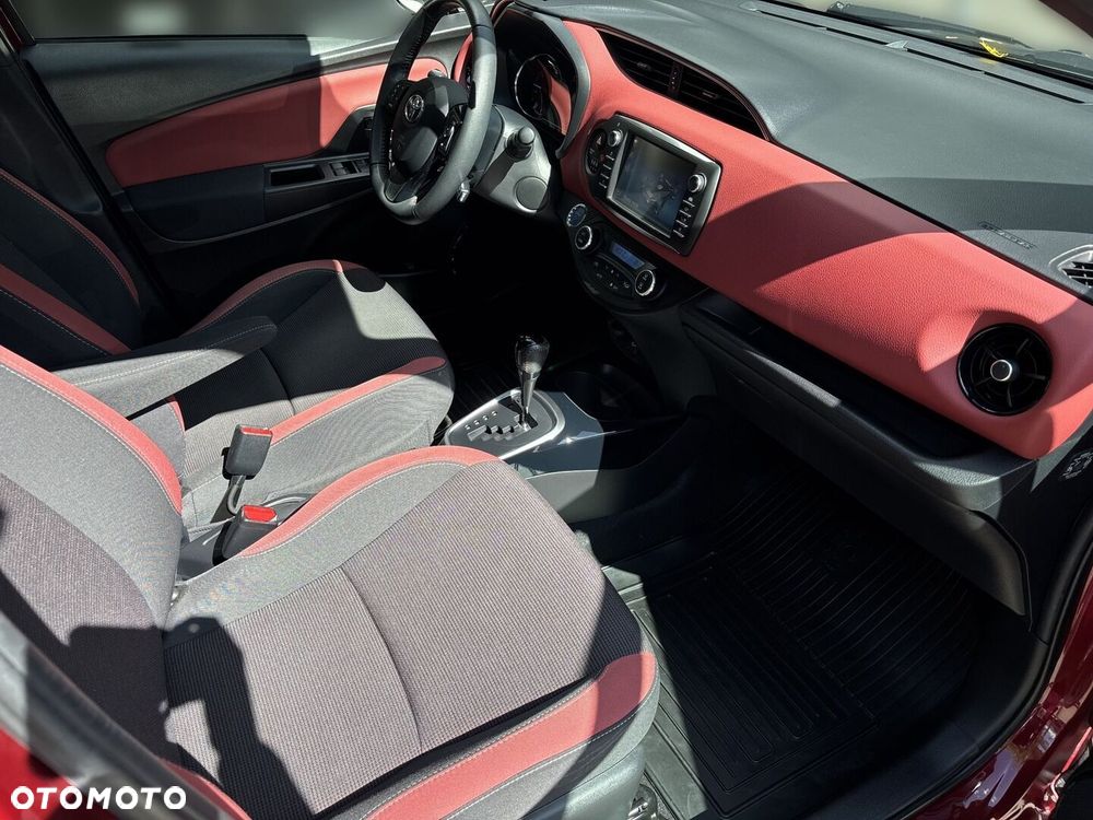 Toyota Yaris - 15