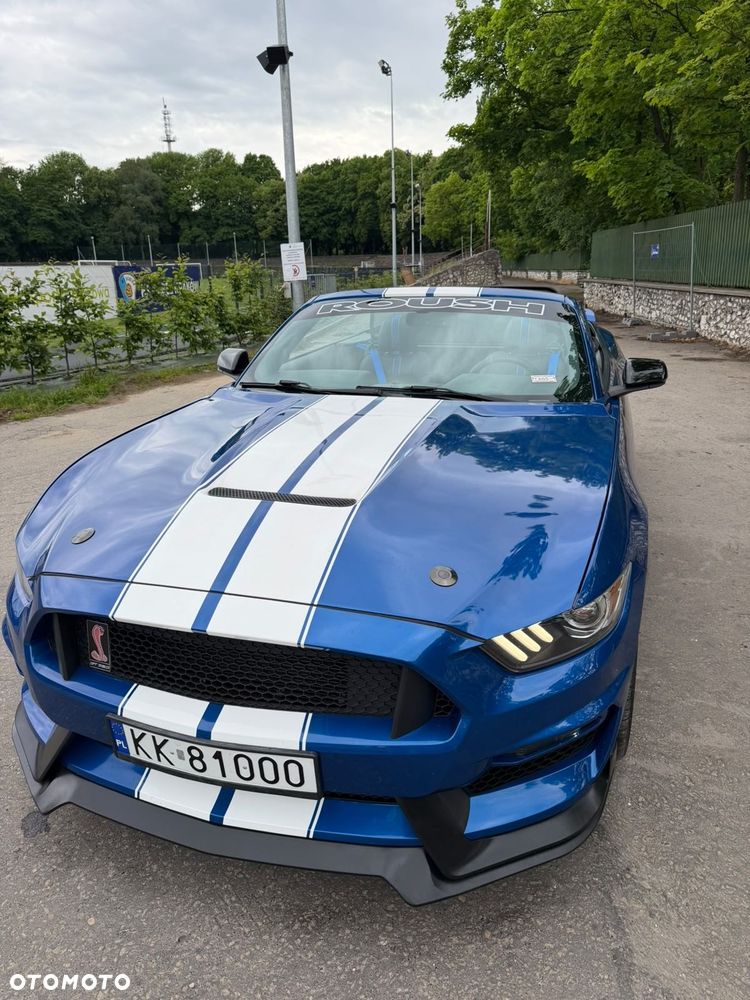 Ford Mustang - 1