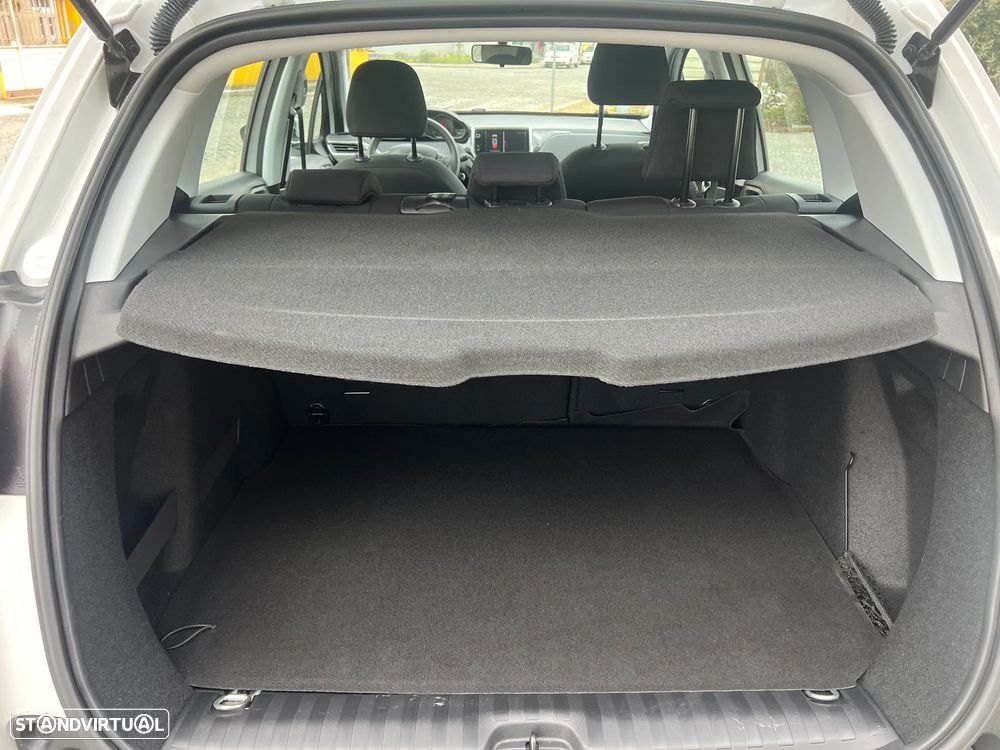 Peugeot 2008 1.2 VTi Active - 25