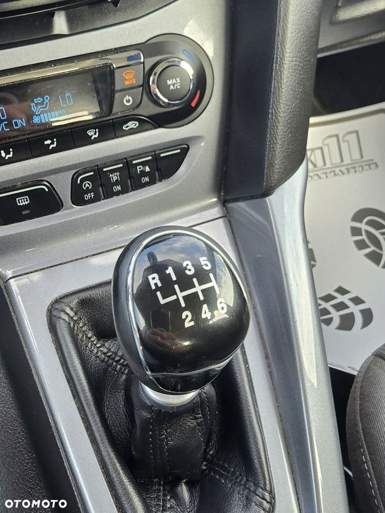 Ford Focus - 26
