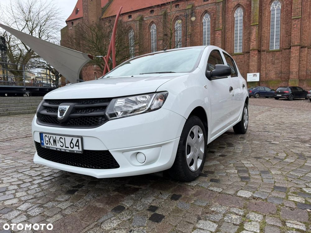 Dacia Sandero 1.2 16V 75 Laureate - 9