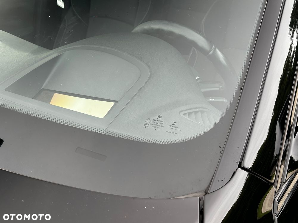 BMW Seria 5 520d - 37