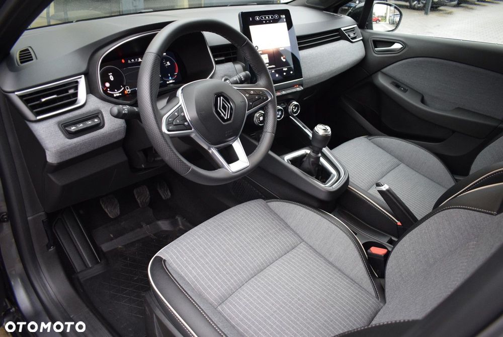 Renault Clio 1.0 TCe Techno - 10