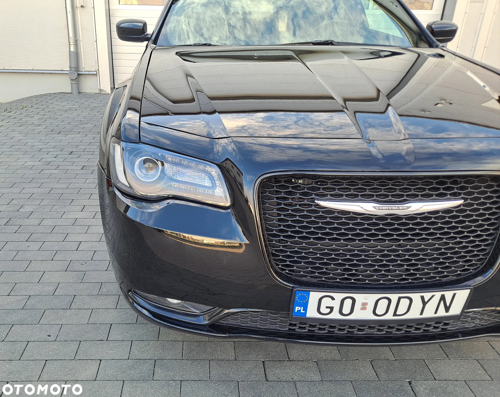 Chrysler 300s - 5