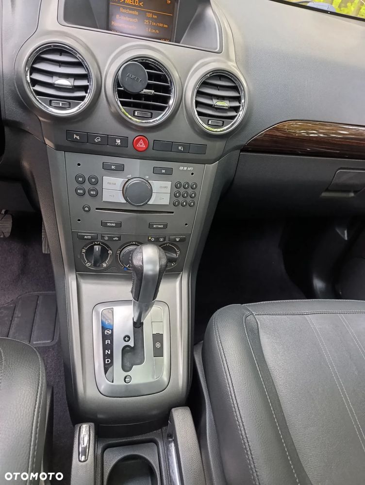 Opel Antara 3.2 V6 4x4 Cosmo - 20