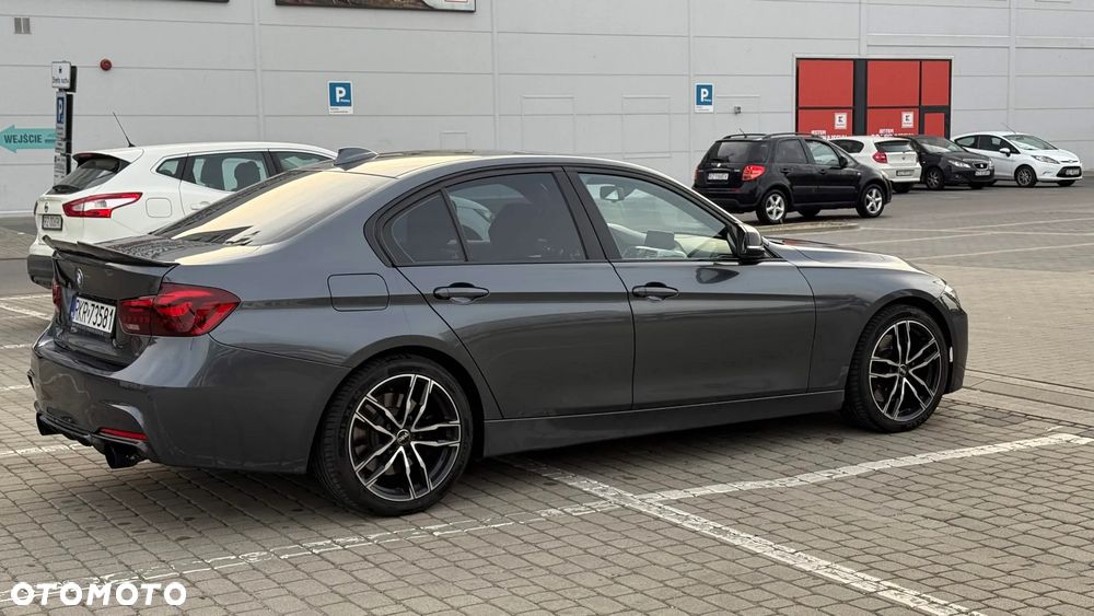 BMW Seria 3 340i xDrive Edition M Sport Shadow - 2