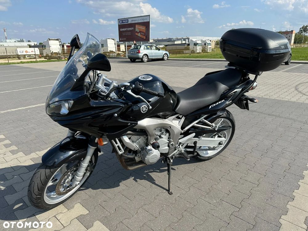 Yamaha FZ6 - 3