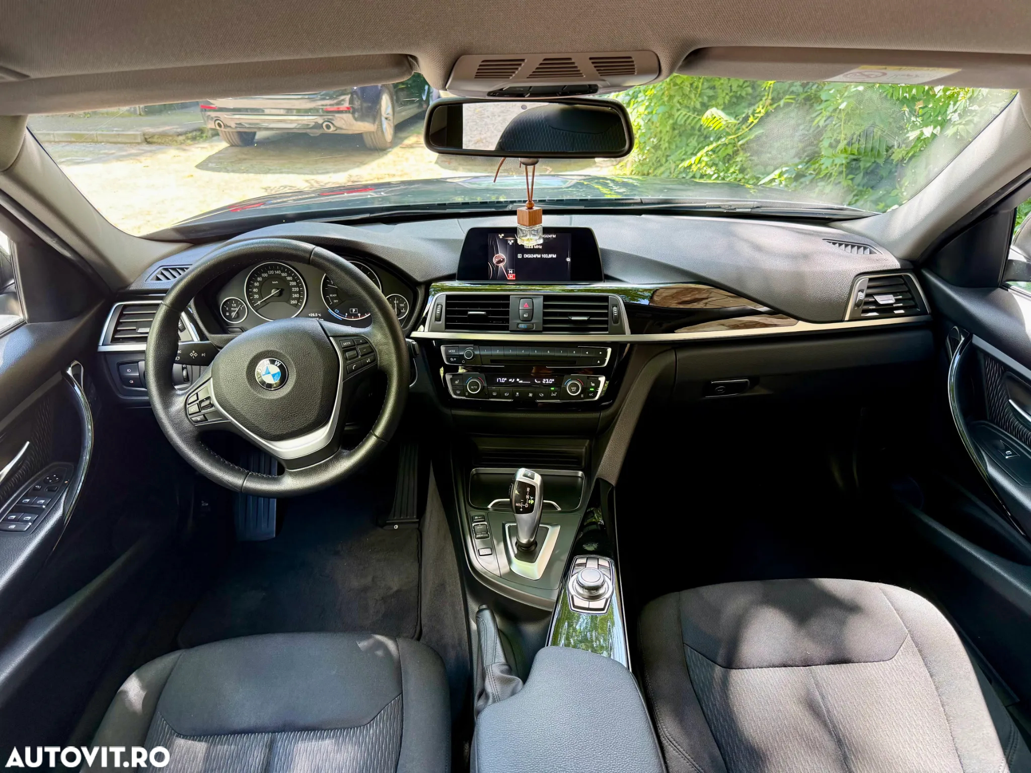 BMW Seria 3 320d Aut. Advantage - 13