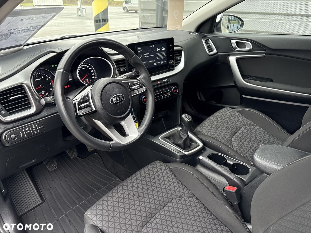 Kia XCeed 1.5 T-GDI M - 9