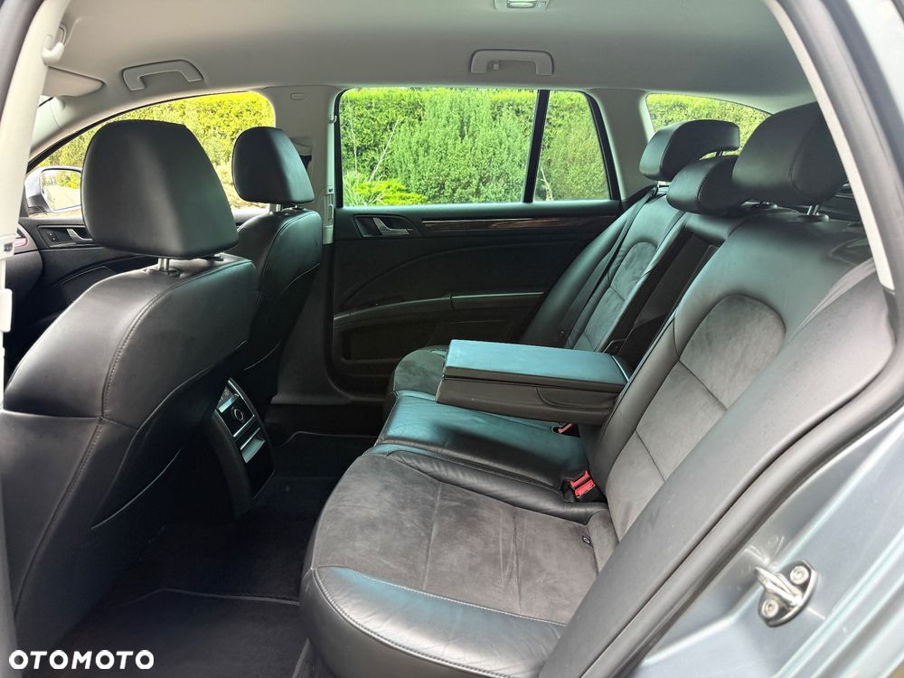 Skoda Superb 2.0 TDI Green tec DSG Elegance - 14