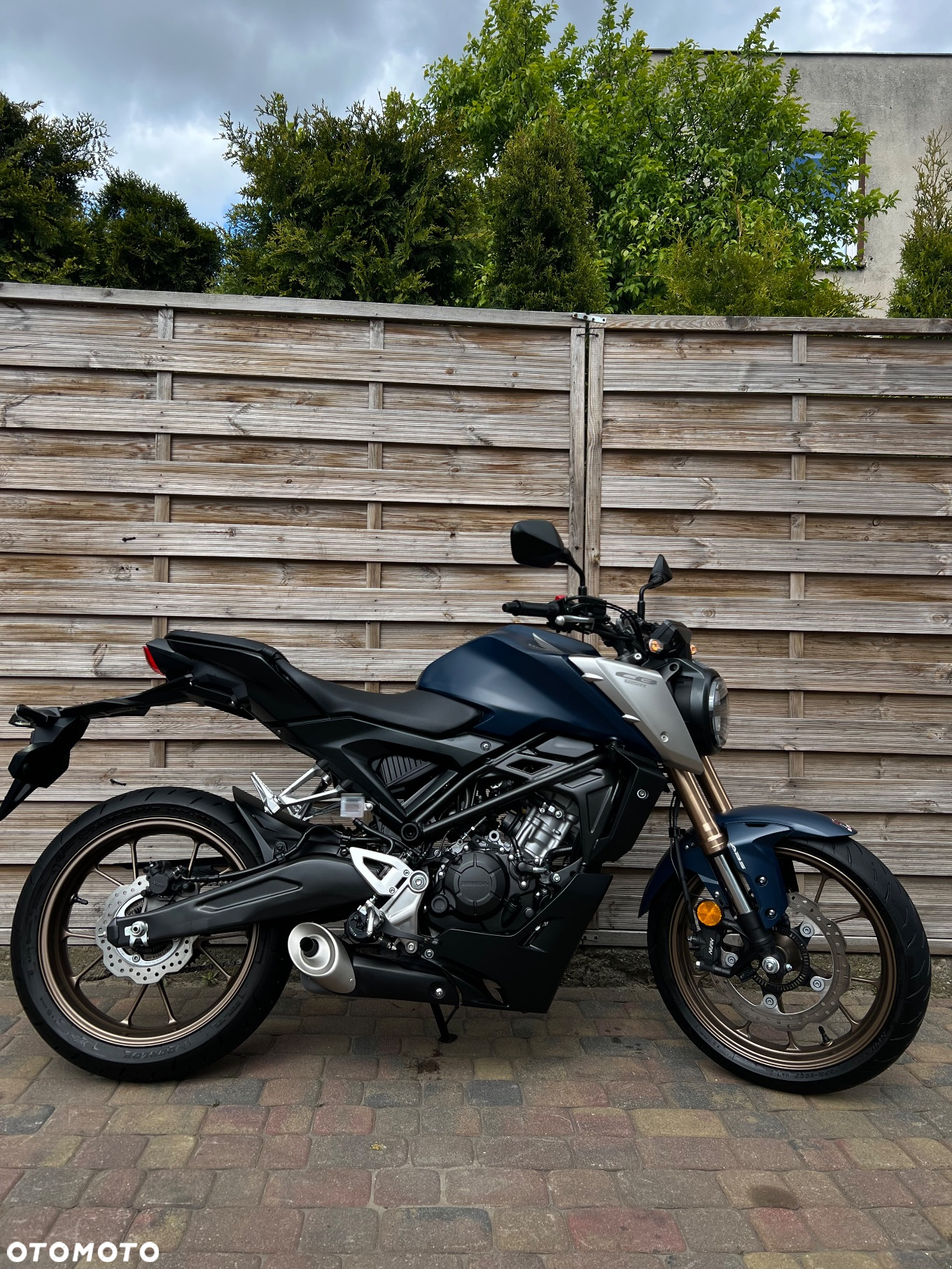 Honda CB - 2